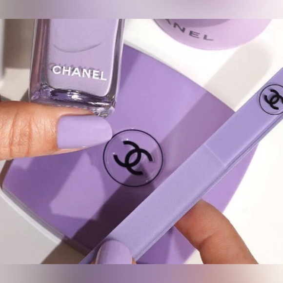 CHANEL DUAL COMPACT MIRROR - LIMITED STOCK PURPLE WITH BOX/VELVET DUSTBAG - Picture 14 of 16